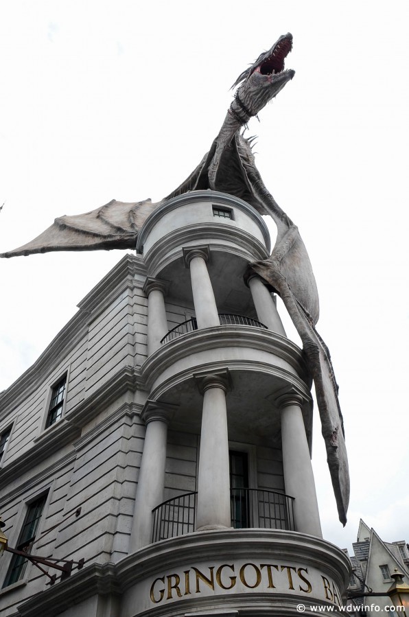 WDWINFO-Universal-Diagon-Alley-Harry-Potter-Escape-From-Gringotts-001