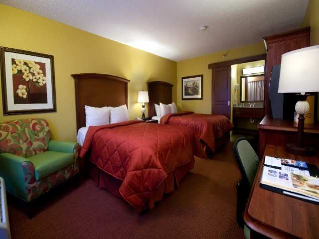 room_at_the_Clarion_Inn_Lake_Buena_Vista_zpscltbq4te.jpg